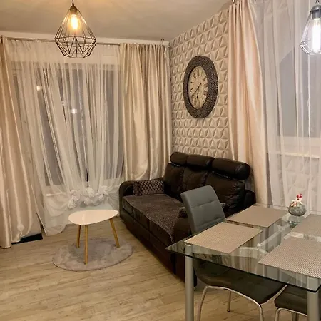 Apartamento Uroczy Z Patio