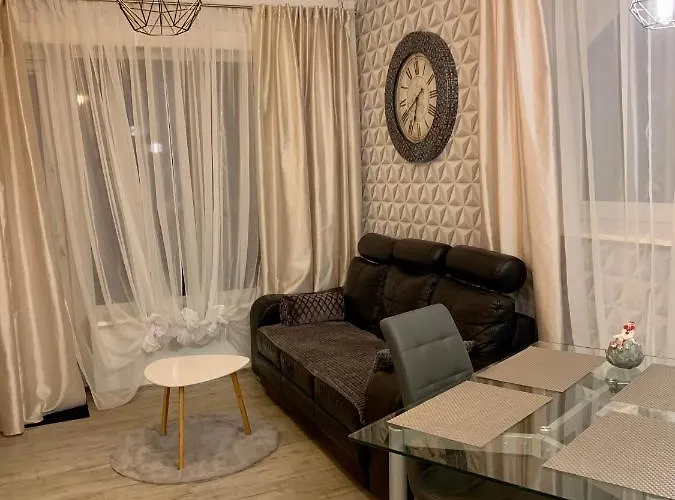 Apartamento Uroczy Z Patio