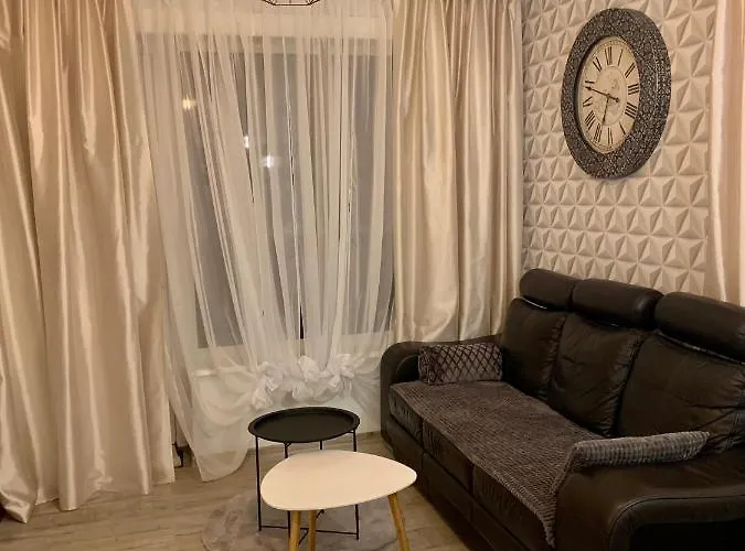 Uroczy Z Patio Szczecin